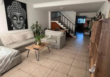 Triplex de 5 ambientes en Venta en Carapachay 